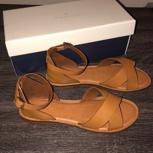 Caslon leather sandals size 9 Camel Brown Oliver